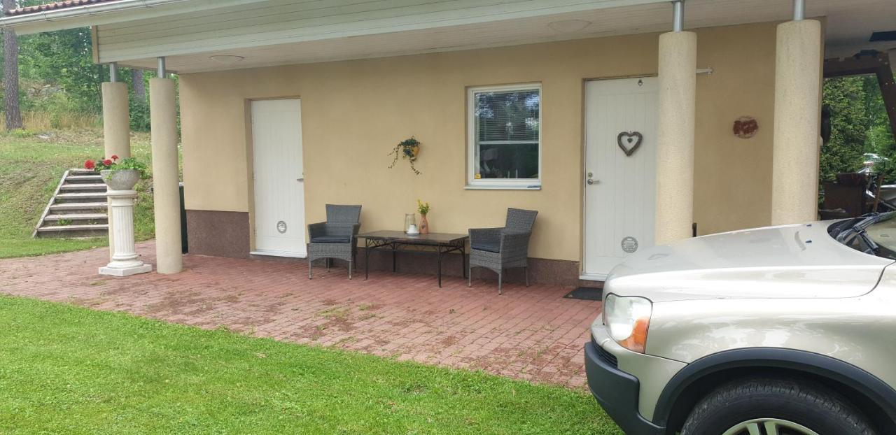 Villa Tammikallio Guest House, Near The Airport - Kodikas Vierasmaja Tuusulassa المظهر الخارجي الصورة